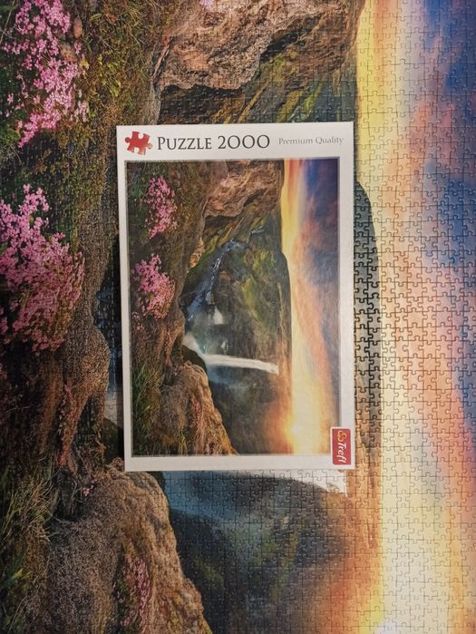 Rezerwacja Puzzle Trefl 2000