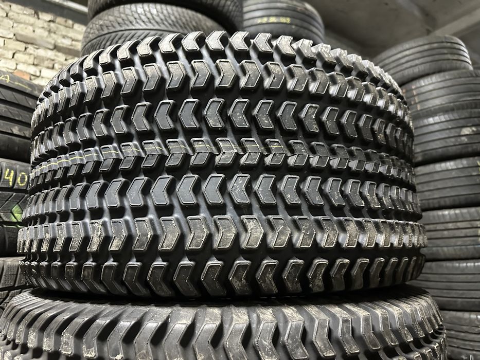Шини індустріальні 31х13.5 R15 BRIDGESTONE нові