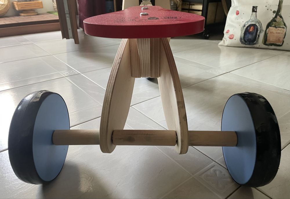 Triciclo para bébé/criança