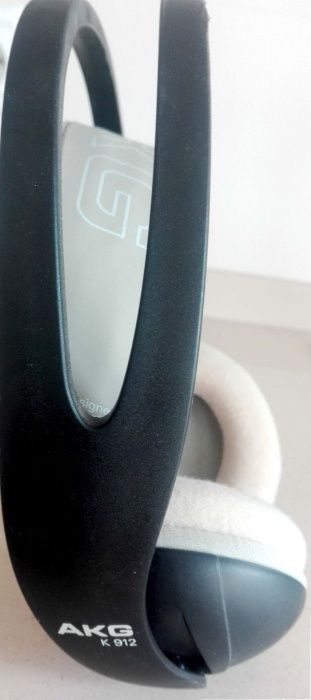 Auscultadores AKG sem fio