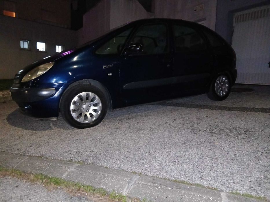 Citroën Xsara Picasso 1.6 Gasolina com Ar-Condicionado ano 2001