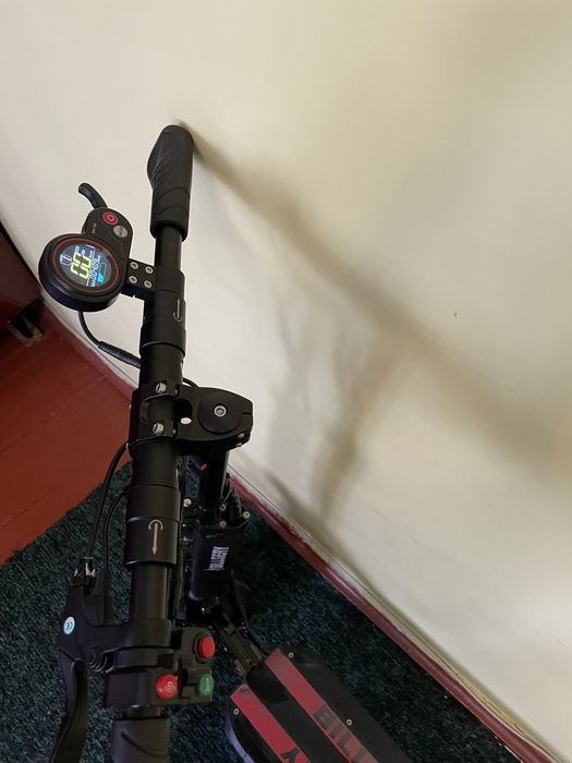 Електро самокат BILLGERY