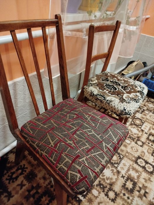 Нове дерев'яне односпальне ліжко