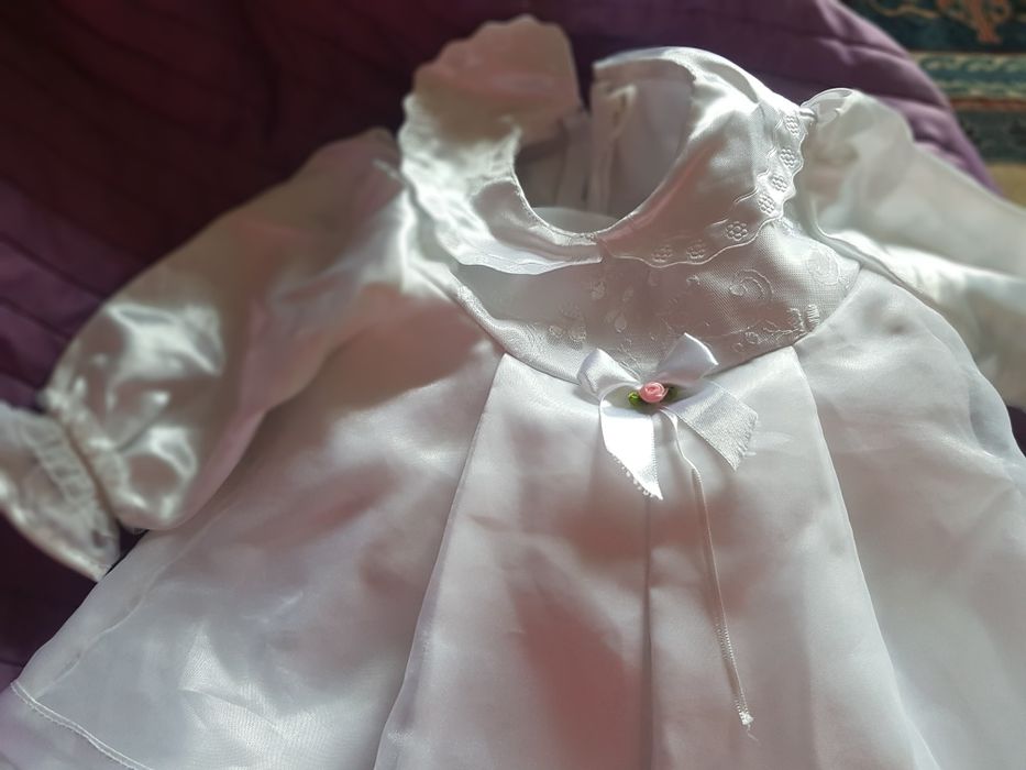ubranko do chrztu dla dziewczynki