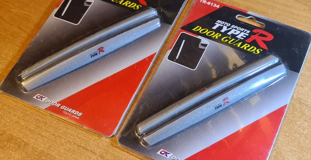 Odbojniki listwy do drzwi  type r