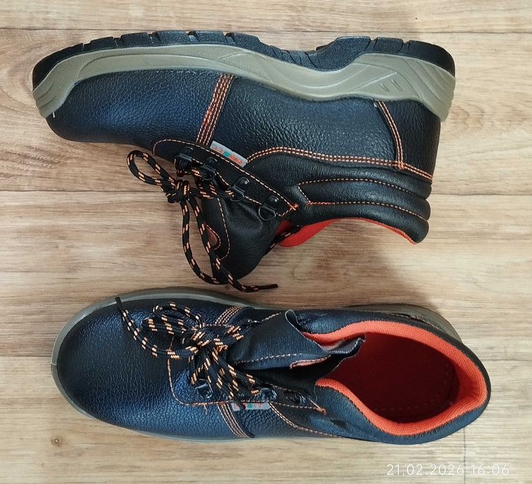 Рабочие ботинки Firsty