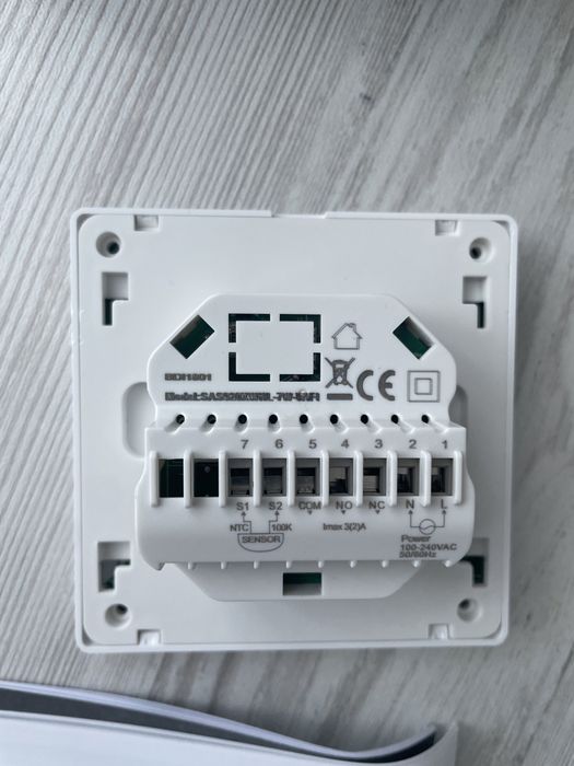 Терморегулятор для водяної теплої підлоги