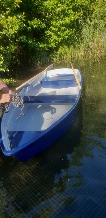 Łódka wędkarska 330