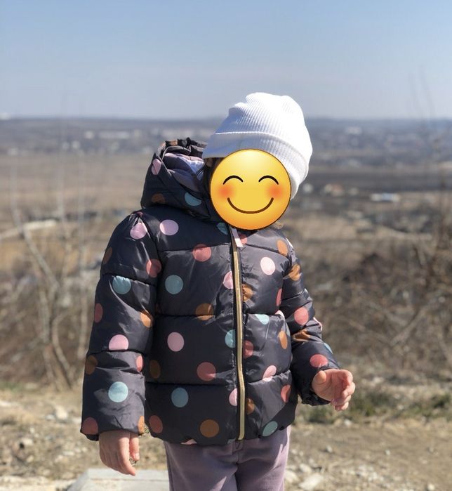 Курточка демизезонная H&M, на девочку, р. 104.