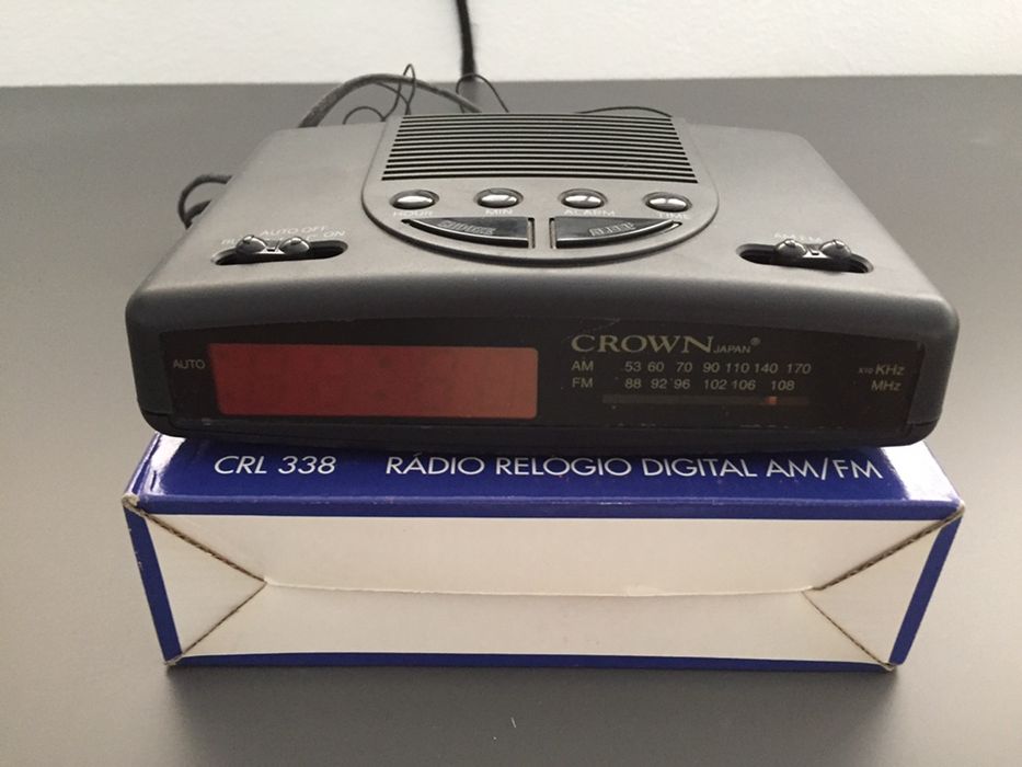 Radio Relogio Digital Crown