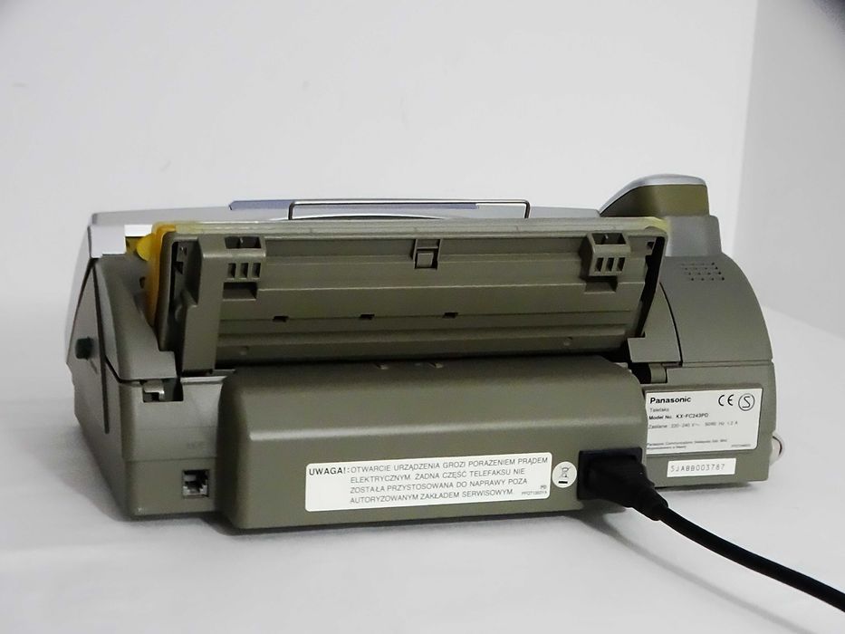 Panasonic KX-FC243PD – faks + telefon stacjonarny + słuchawka bezprzew