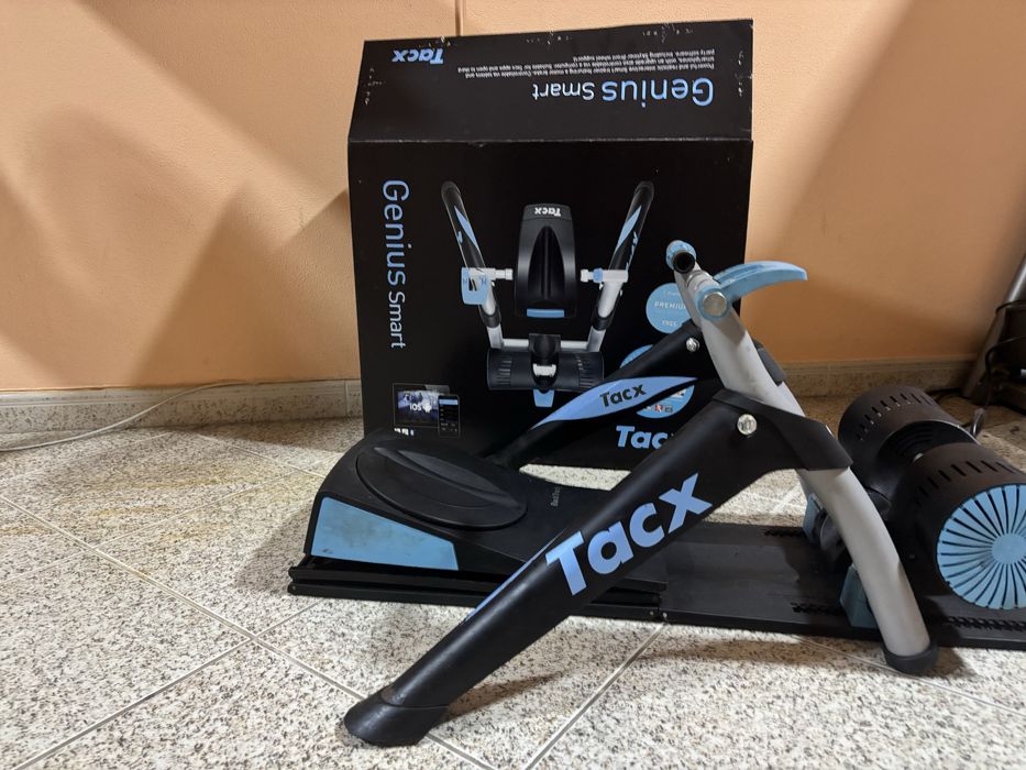 Rolo de Treino Tacx Genius Smart