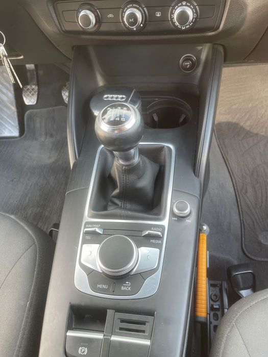 Audi A3 Limousine 1.6 TDI Sport