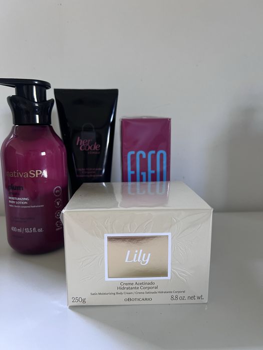 Creme Lily Acetinado