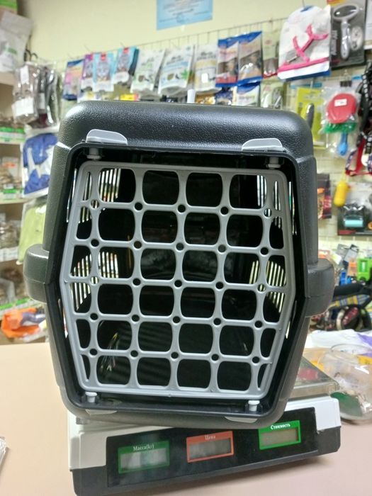 Переноска для котов и собак до 6 кг