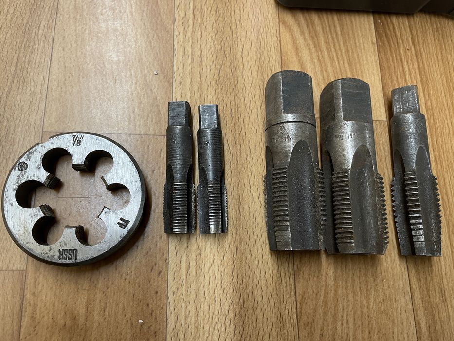 Метчики плашки лерки для нарезания резьбы