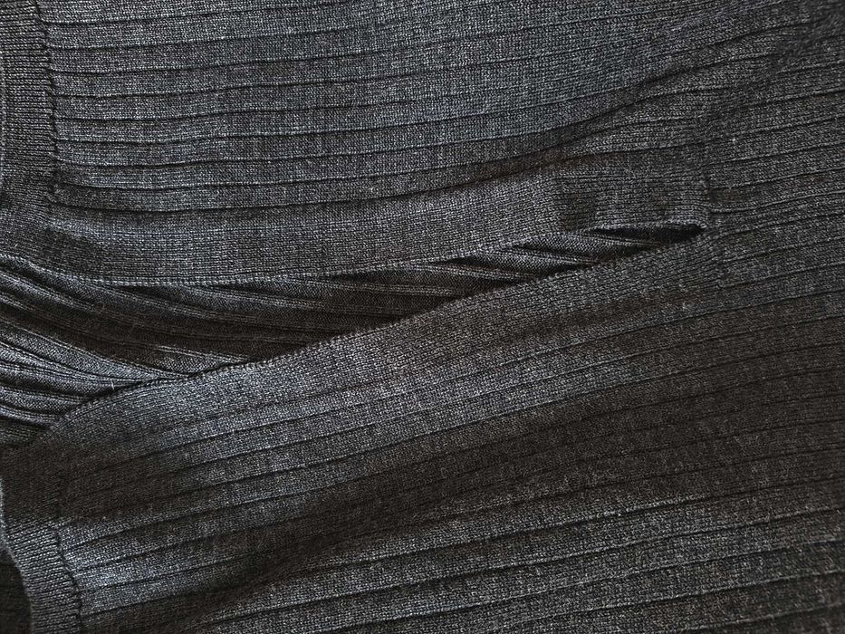 Rhea. Merino wełna 100% sukienka szara dzianinowa długa rozporki S