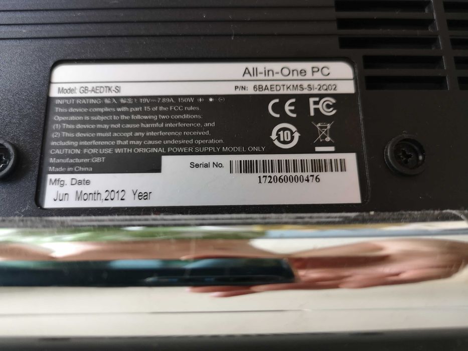 Komputer Gigabyte  All In One PC Intel i3, 22" z dotykowym ekranem