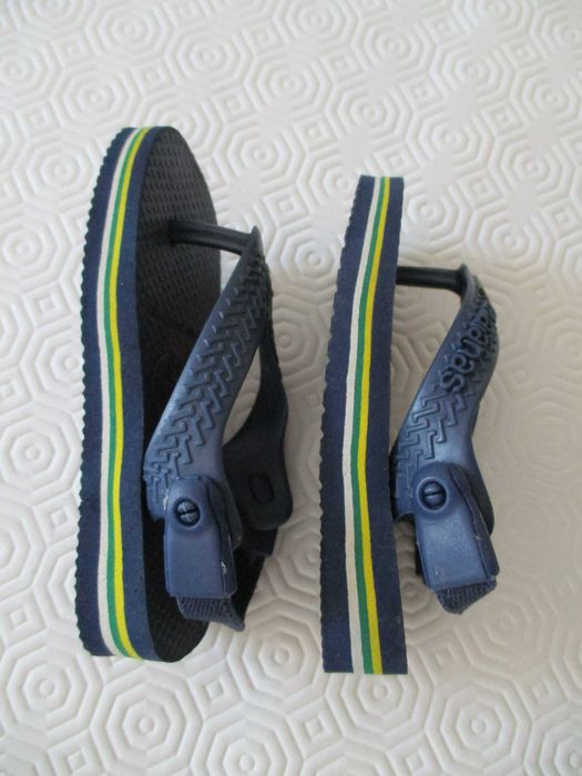 Chinelos dedo bebe havaianas