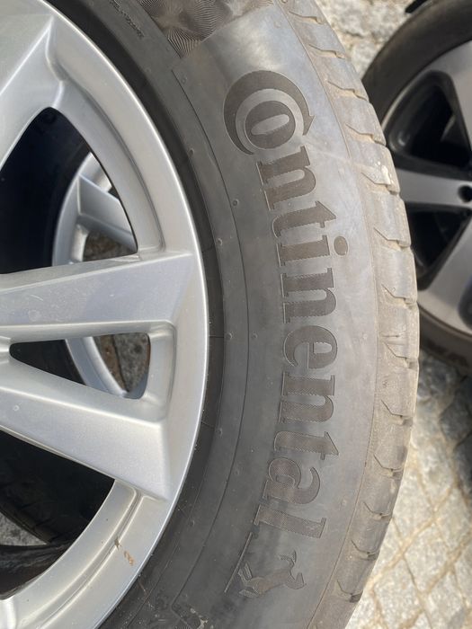 Pneus BMW 255/55 R18 Y XL Continental