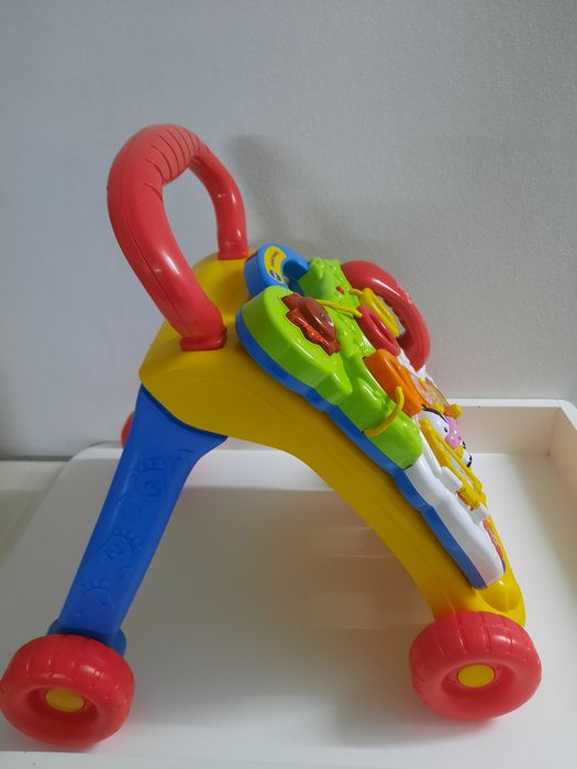 Andador  com musica VTEC