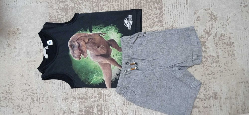 Речі на хлопчика 104см.