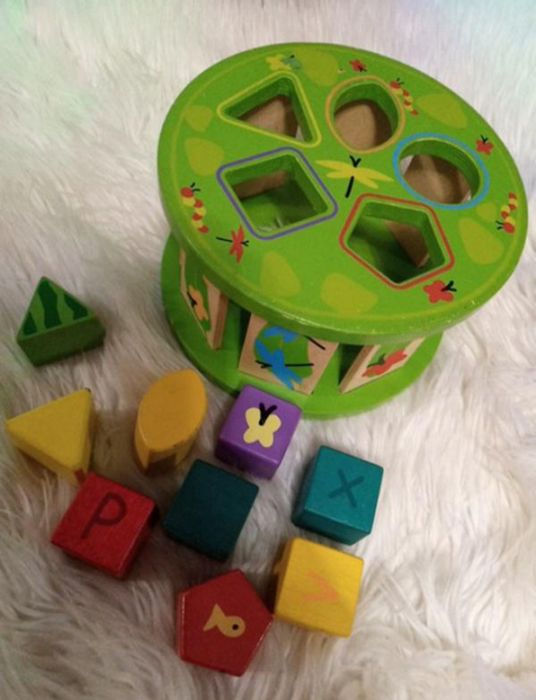 Іграшка дерев'яна сортер.