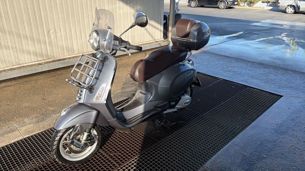 Piaggio Vespa  PRIMAVERA