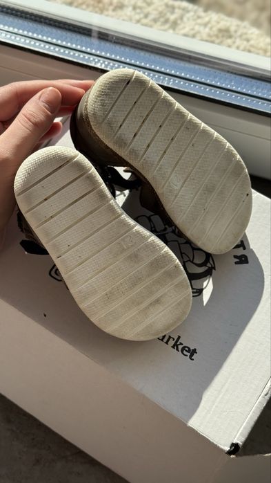 Детские босоножки