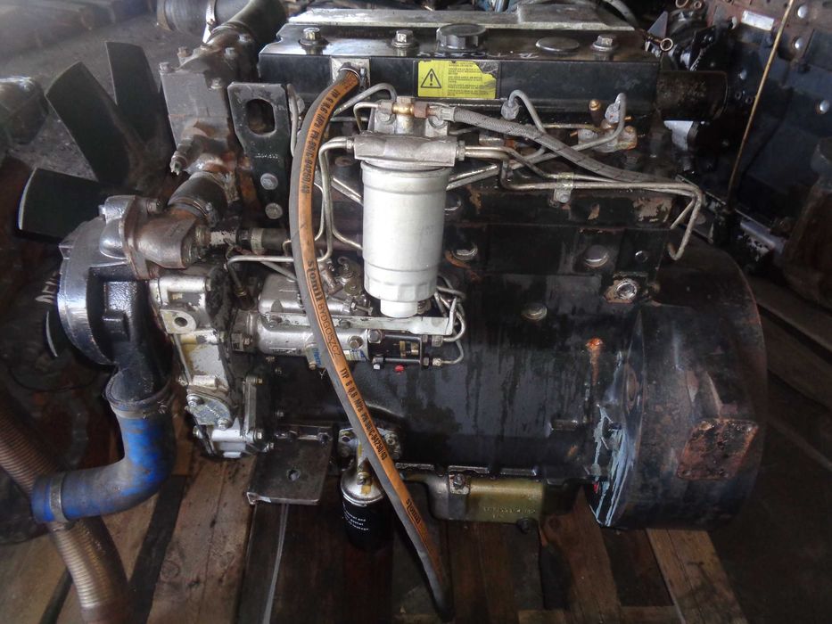 Silnik PERKINS AA 1004-4 diesel koparka , ładowarka , wózek widłowy
