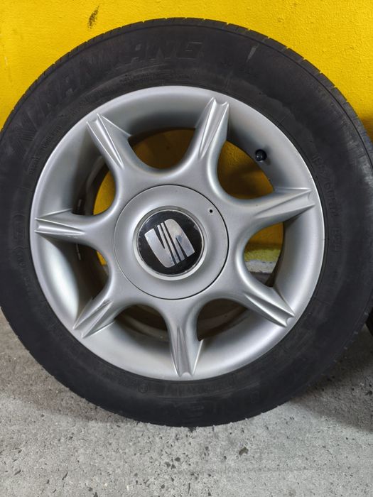 Jantes SEAT  originais  5x100  14. com pneus