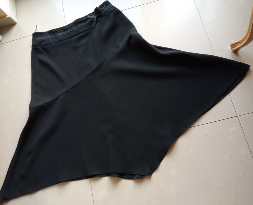 River Island 14 42 czarna angielska spódnica asymetryczna 82 cm pas