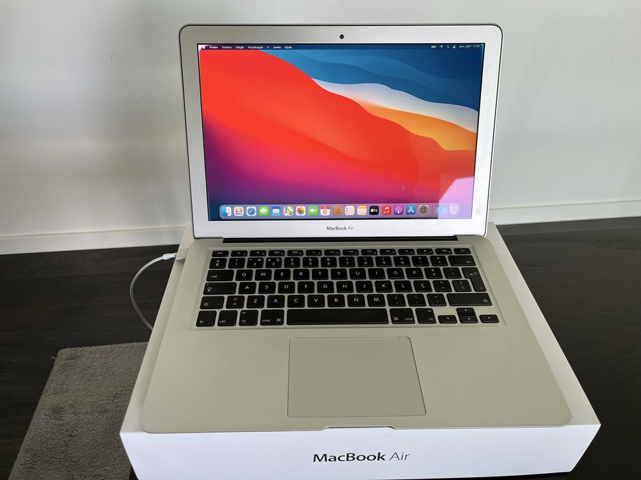 Macbook Air 13’ impecavel