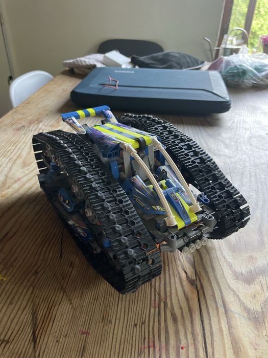Lego technic 42140 zdalnie sterowany dwu stronny