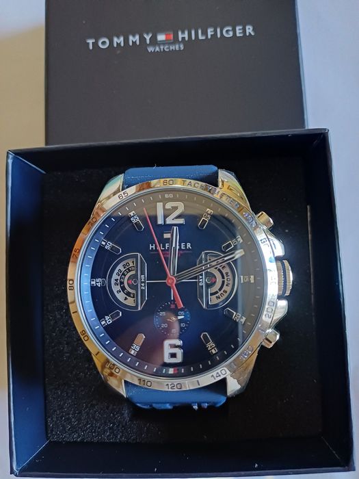 Relogio HUGO BOSS e Tommy Hilfiger - novos.