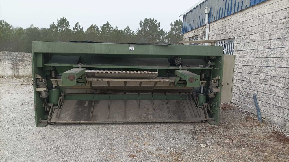 Guilhotina Guifil GHE-830