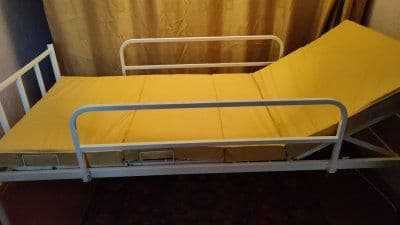 Медичне ліжко для лежачих хворих, Ліжко для лікарень