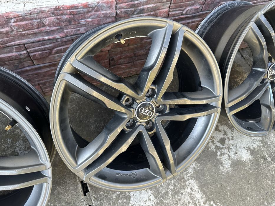 Диски Audi R18 5.112