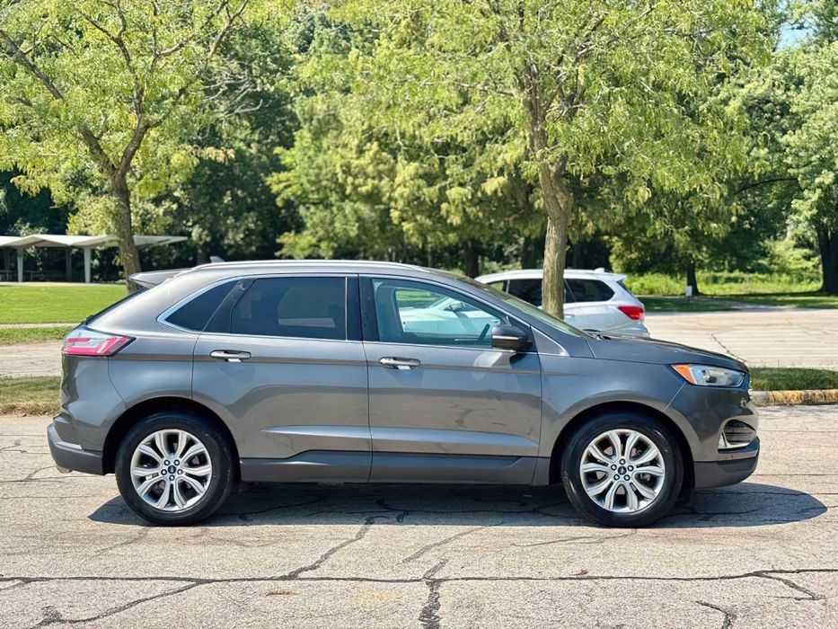 Ford Edge Titanium      2019