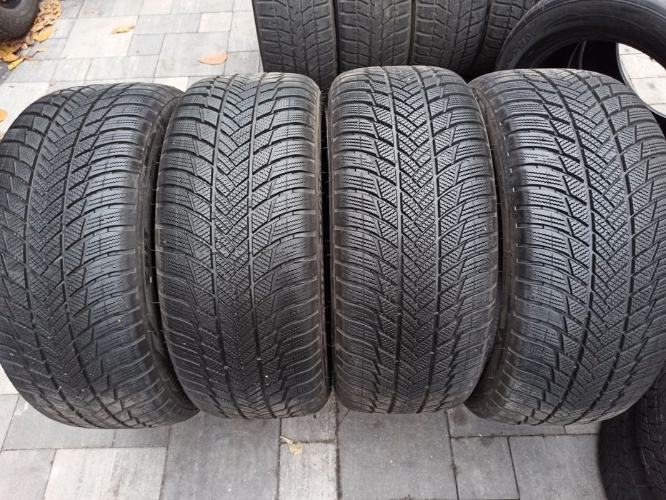 Зимняя резина 285/45 R21 Bridgestone Blizzak LM001 Run Flat