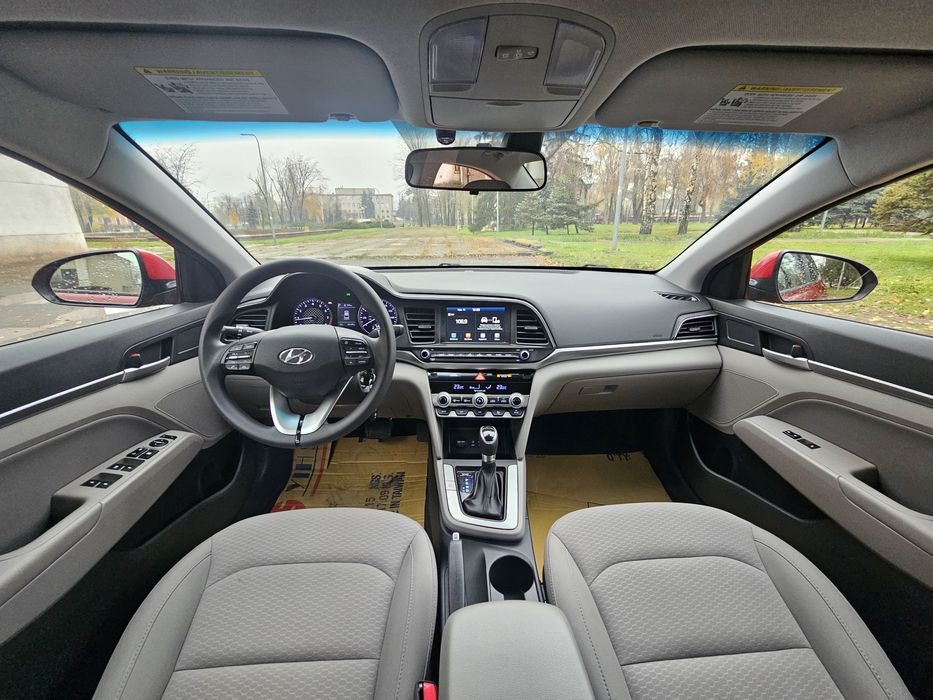Продам Hyonday Elantra 2.0 Автомат