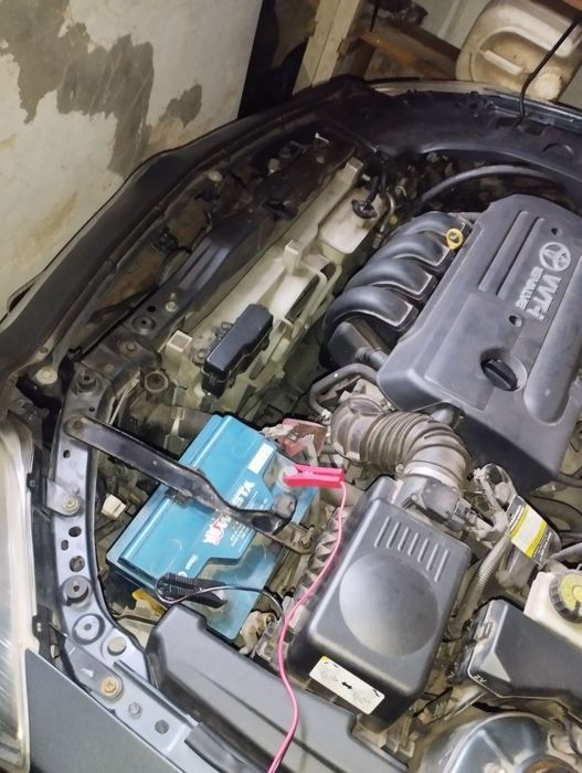 Шрот Tovota avensls T27 09-15 ,, великий вибір деталей авто шрот