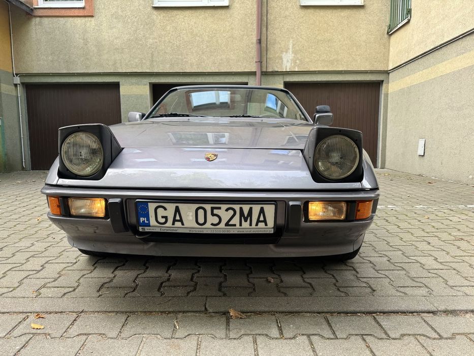 Porsche 924