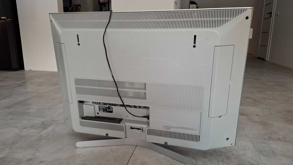 Telewizor  Loewe 37"