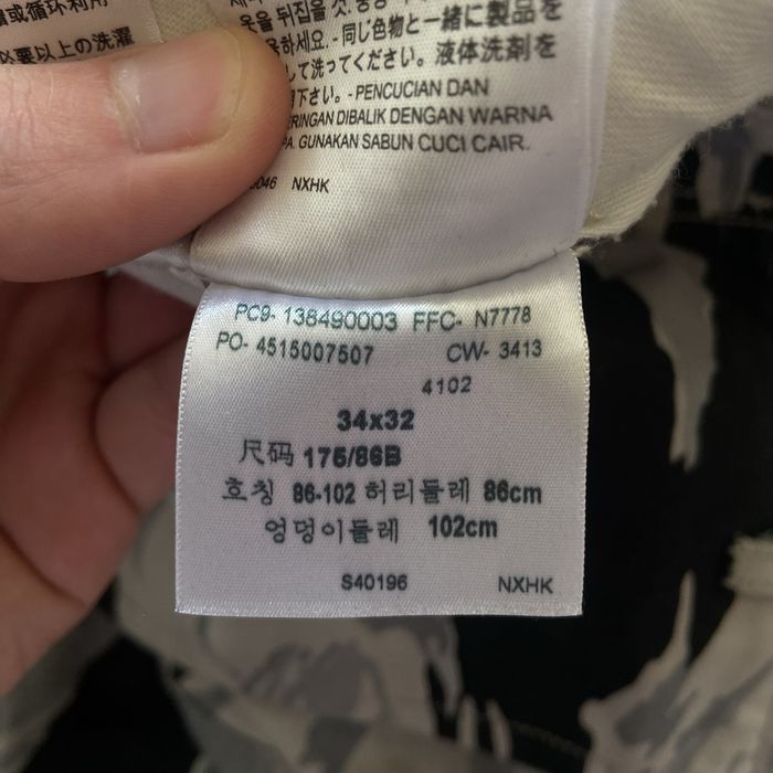 Levis cargo military