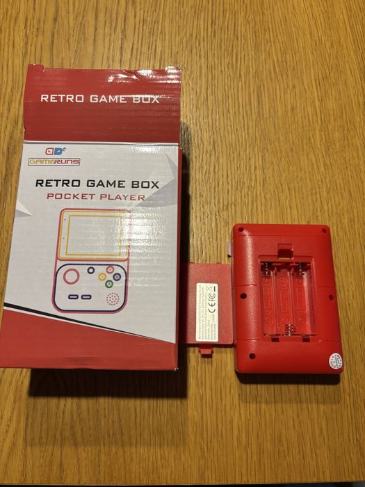Кишенькова кольорова приставка, нова  Retro game box
