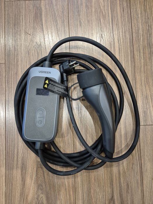 Ładowarka samochodowa Ugreen EV706, 16A, 3.5kW, 5m