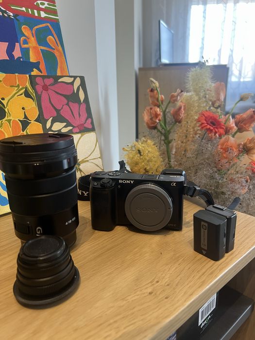 Body Sony a6000  обєктиви 35mm + 4.18-105 mm