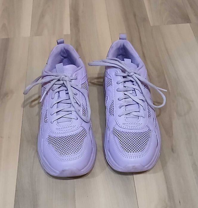 Buty sneakersy Graceland .Jak nowe.