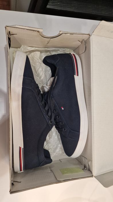 Кеди Tommy Hilfiger 39р
